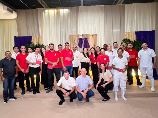 CAMPANHA AÇÃO EM FORMA DE GRATIDÃO / GLÓRIA