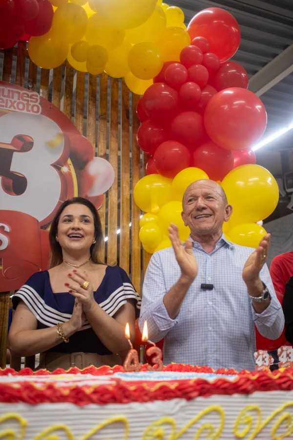 Comemoração dos 43 anos de aniversário em Glória