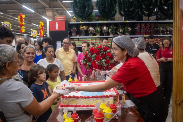 Comemoração dos 43 anos de aniversário em Glória